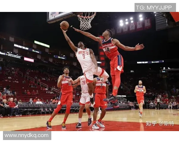 2012至2013年火箭队赛季回顾与对手较量精彩瞬间分析