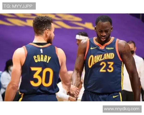 2月12日雷霆与勇士激烈对抗引发冲突赛后分析与球迷反应