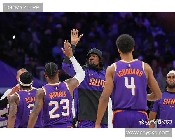 76人对决熊鹿NBA季后赛激战正酣球迷期待精彩瞬间