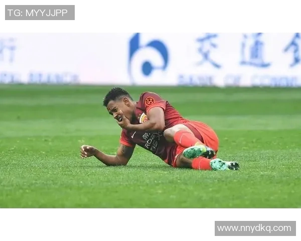 上港与申花精彩对决全场回放精彩瞬间回顾与分析